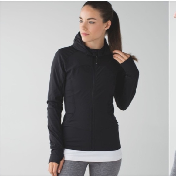 lululemon athletica Jackets & Blazers - Lululemon Athletica In Flux Jacket Reversible Black w/ hood Size 4 Small EUC